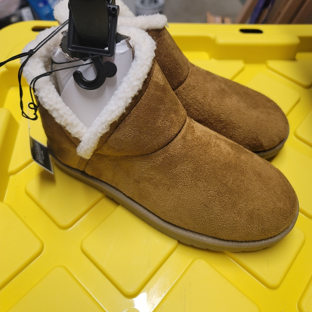 Ladies boots